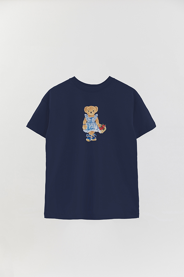 REMERA OVER ESTAMPADA UNISEX BEAR CUTE BASKET