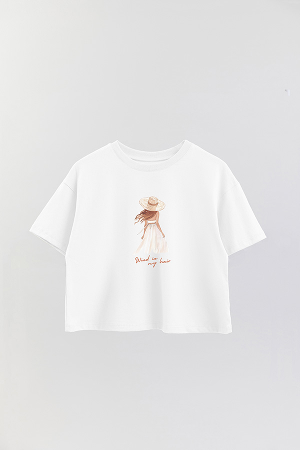 REMERA CROP ESTAMPADA COASTAL WIND IN MY HAIR