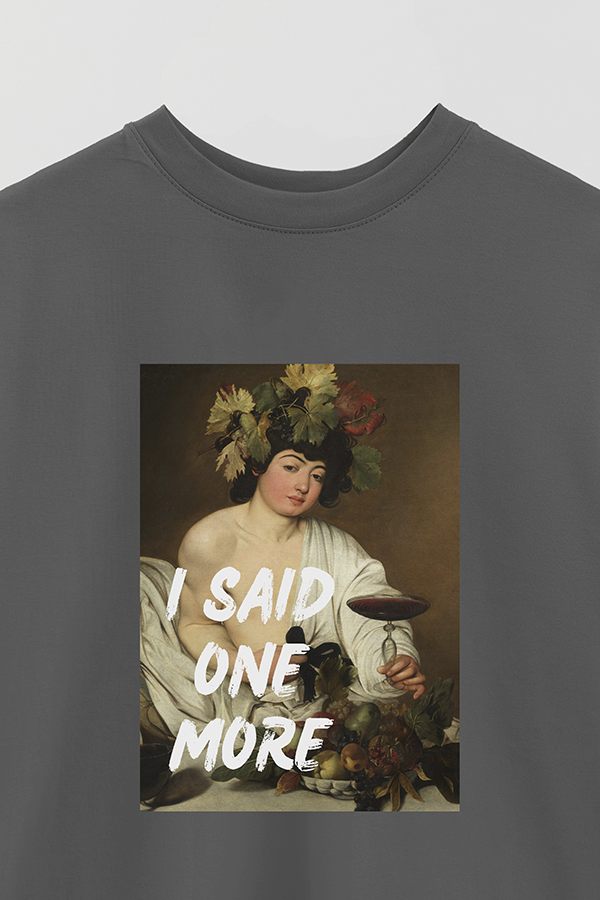 REMERA OVER ESTAMPADA ART COLLECTION 39 I SAID ONE MORE