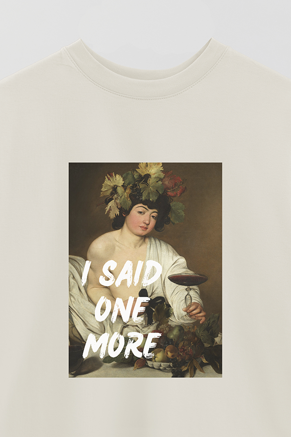 REMERA OVER ESTAMPADA ART COLLECTION 39 I SAID ONE MORE