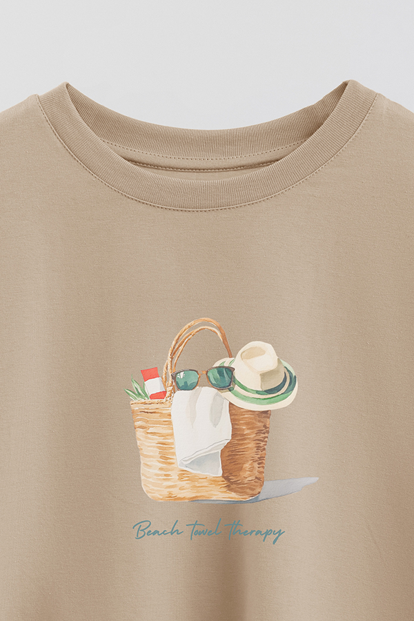 REMERA CROP ESTAMPADA COASTAL BEACH TOWEL