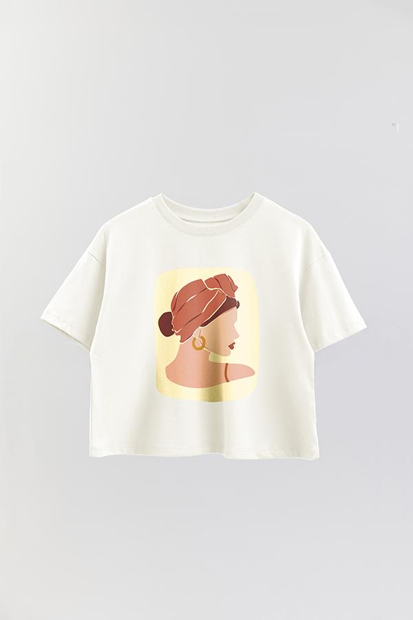 REMERA CROP ESTAMPADA ART 82