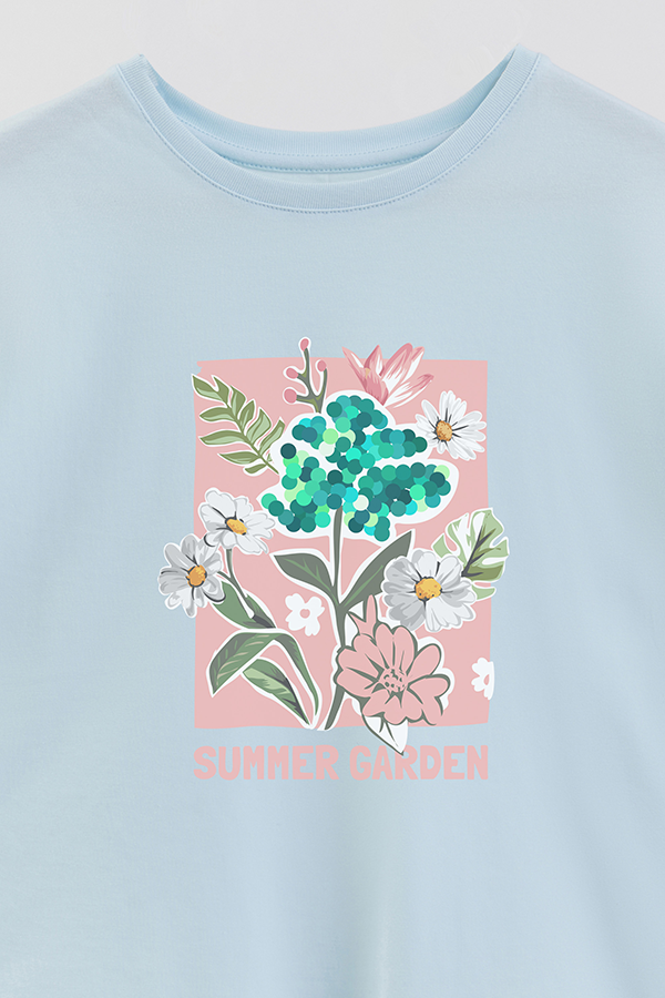 REMERA GIRL OVER SUMMER GARDEN