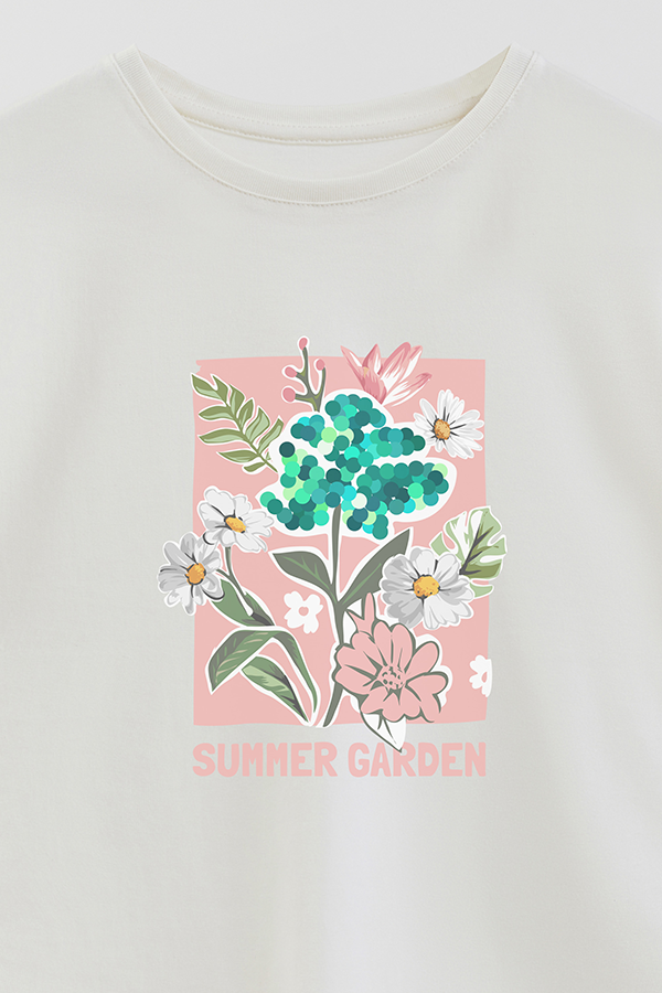 REMERA GIRL OVER SUMMER GARDEN