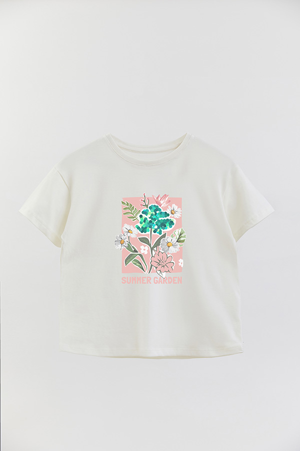 REMERA GIRL OVER SUMMER GARDEN