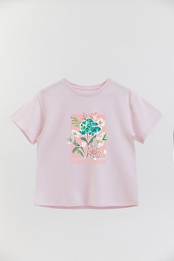 REMERA GIRL OVER SUMMER GARDEN