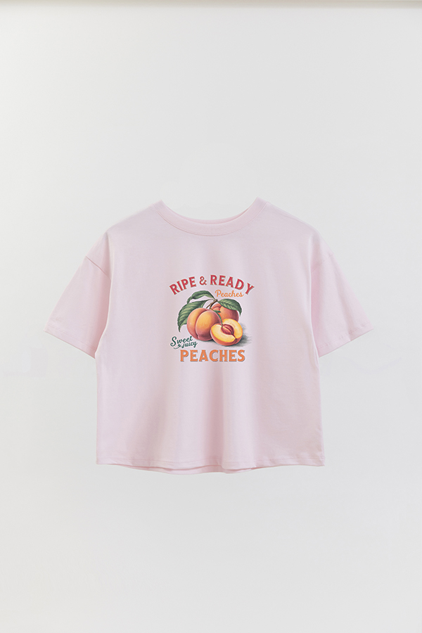 REMERA CROP ESTAMPADA HARVEST RIPE READY PEACHES