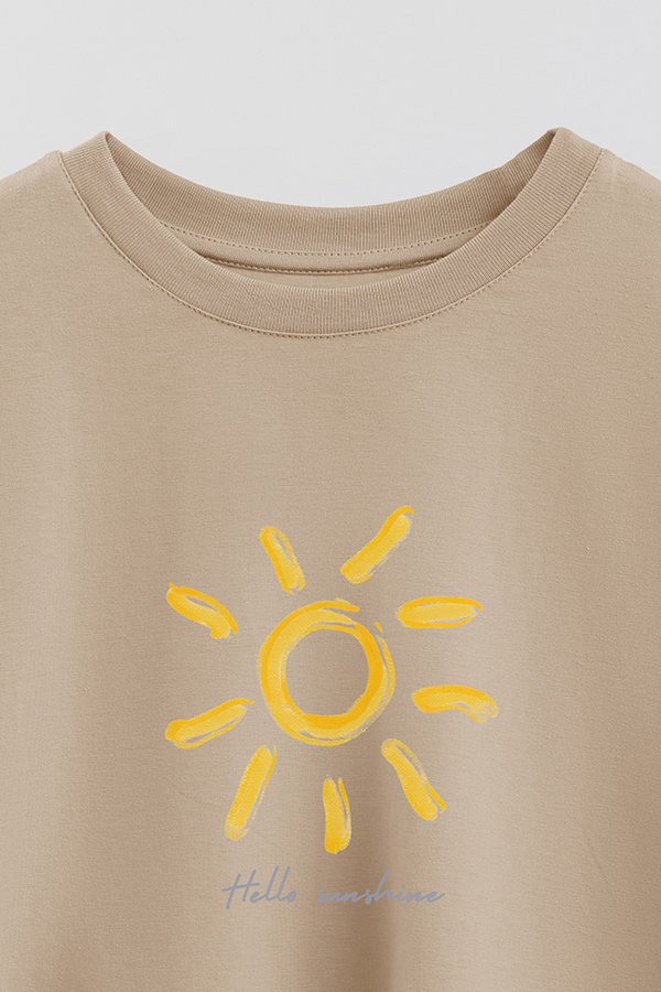 REMERA CROP ESTAMPADA COASTAL HELLO SUNSHINE