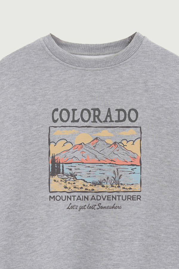 BUZO CREWNECK ESTAMPADO WESTERN MOUNTAIN ADVENTURER