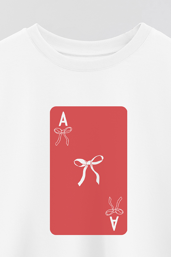 REMERA CROP ESTAMPADA RED POKER