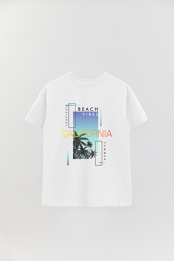 REMERA OVER ESTAMPADA CALIFORNIA BEACH VIBES
