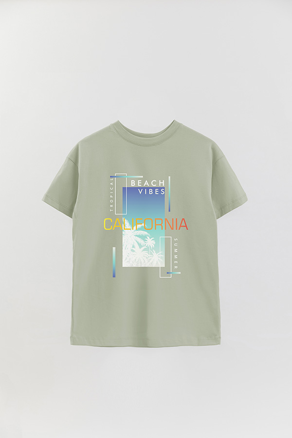 REMERA OVER ESTAMPADA CALIFORNIA BEACH VIBES