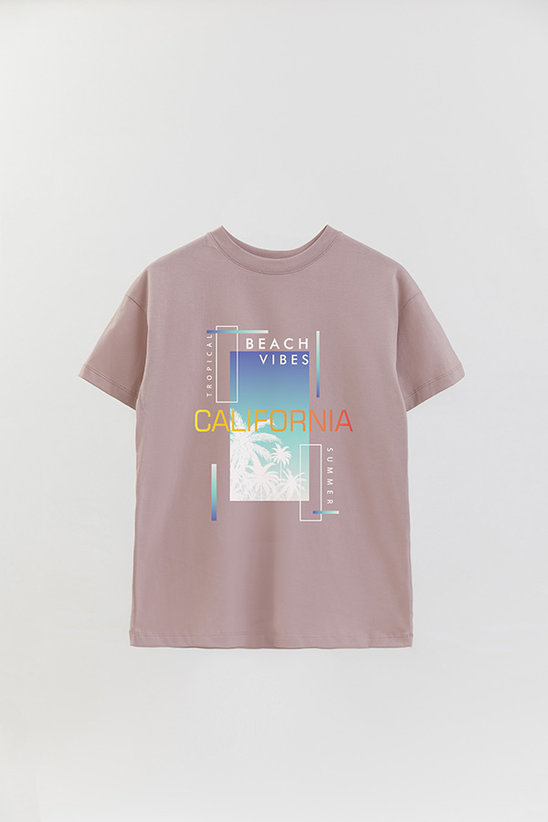 REMERA OVER ESTAMPADA CALIFORNIA BEACH VIBES