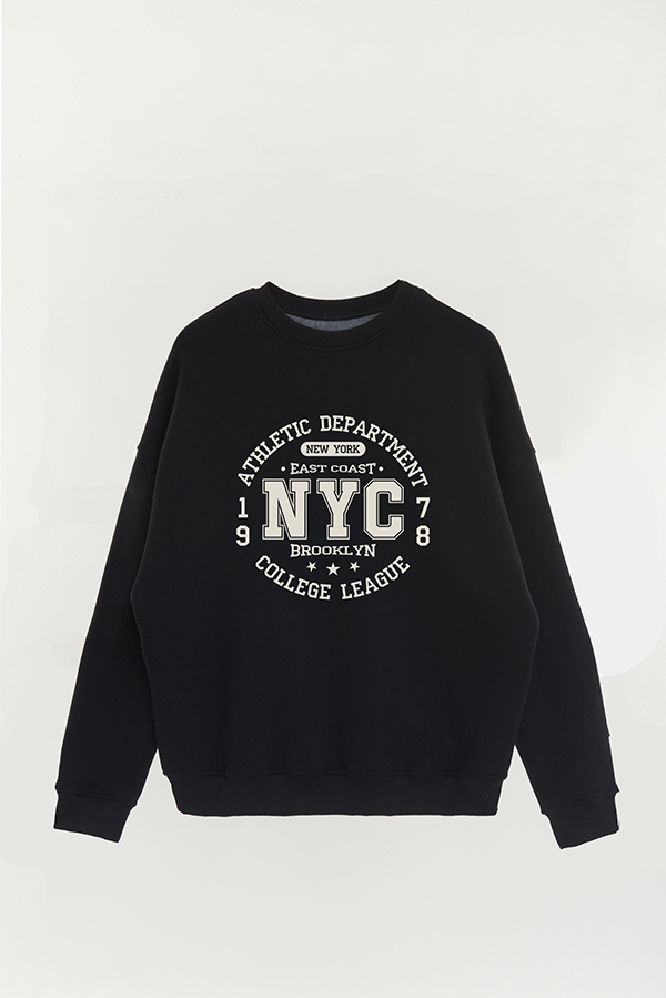 BUZO CREWNECK ESTAMPADO VARSITY NYC EAST COAST