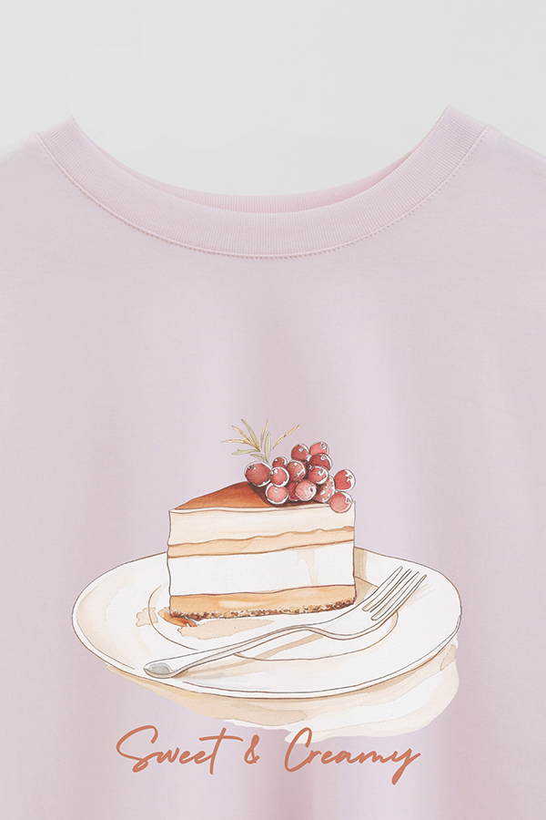 REMERA CROP ESTAMPADA COASTAL SWEET CREAMY