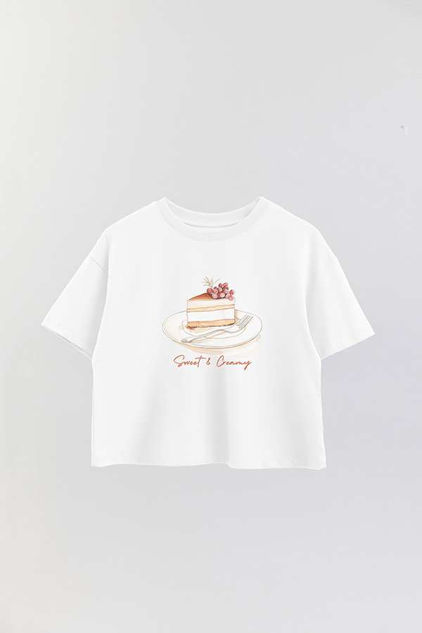 REMERA CROP ESTAMPADA COASTAL SWEET CREAMY