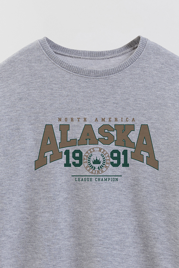 BUZO CREWNECK RUSTICO VARSITY GIRL ALASKA