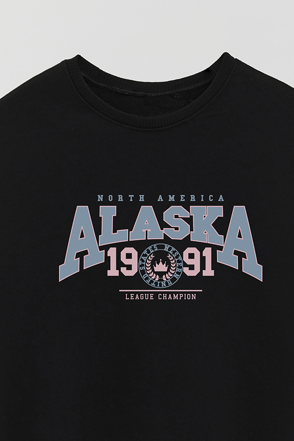 BUZO CREWNECK RUSTICO VARSITY GIRL ALASKA