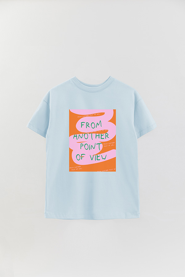 REMERA OVER ESTAMPADA ART FROM ANOTHER POINT OF VIEW
