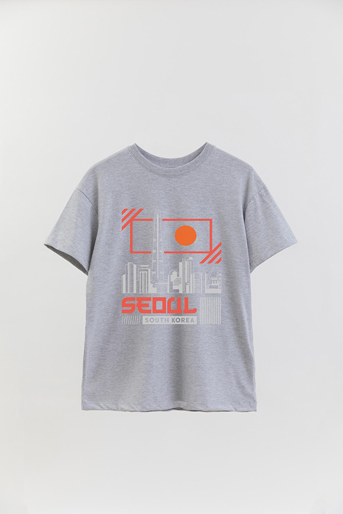 REMERA OVER ESTAMPADA CT SEOUL