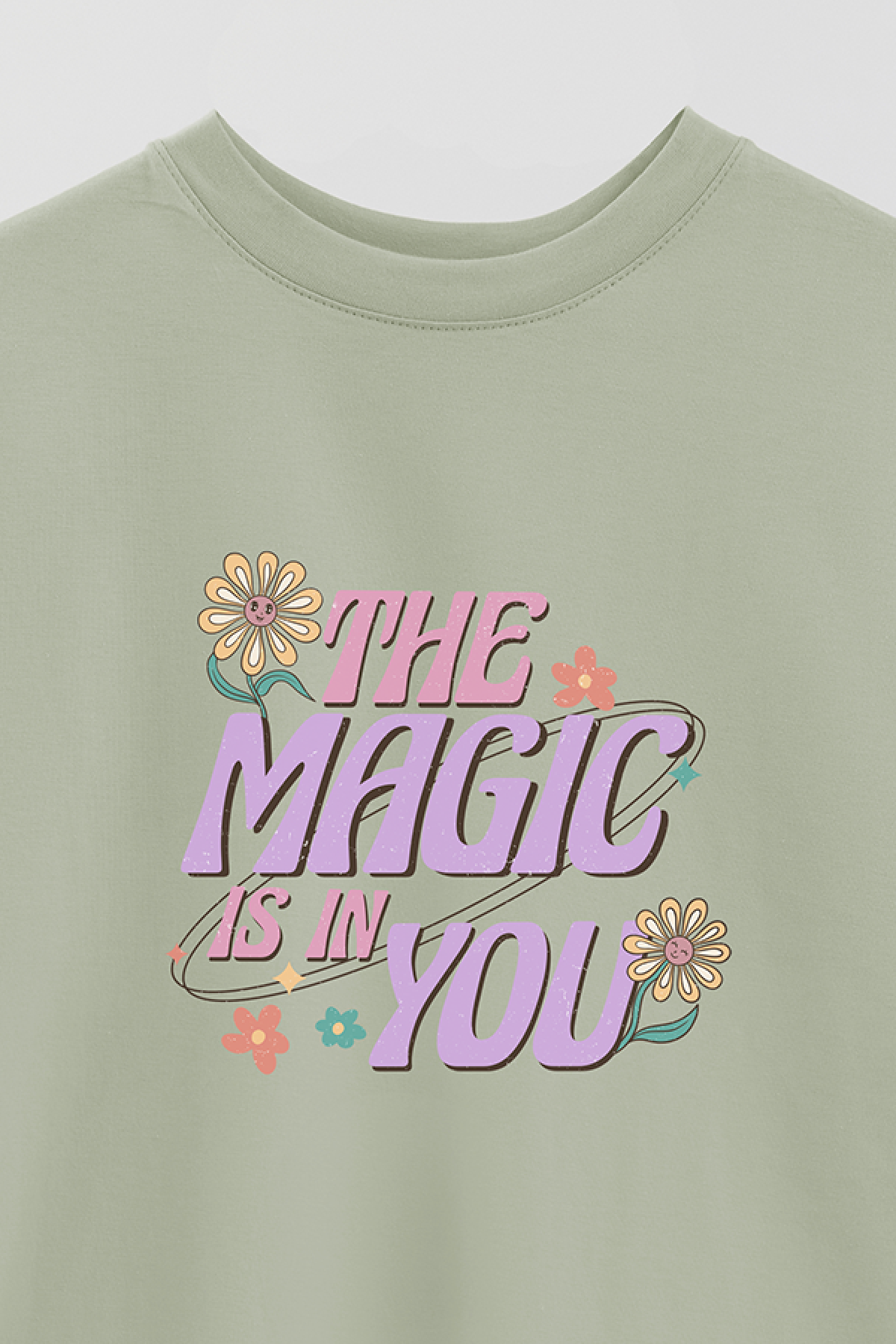 REMERA OVER ESTAMPADA RT2 THE MAGIC IS IN YOU