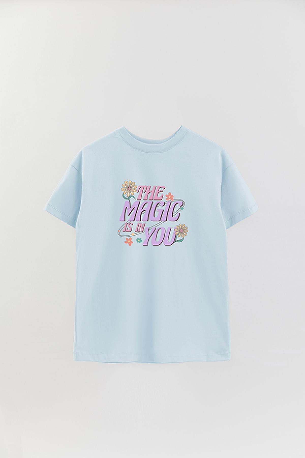 REMERA OVER ESTAMPADA RT2 THE MAGIC IS IN YOU