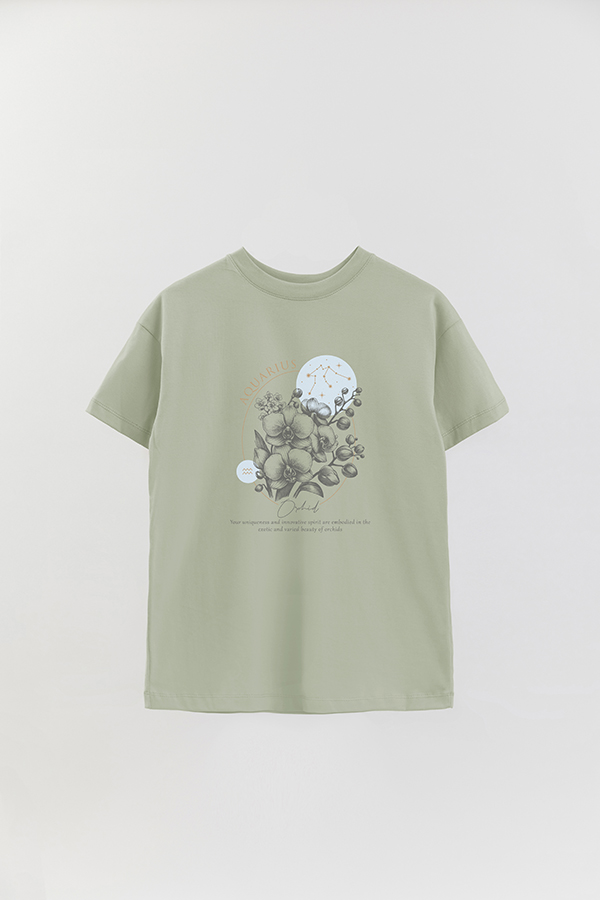REMERA OVER ESTAMPADA ZODIAC AQUARIUS