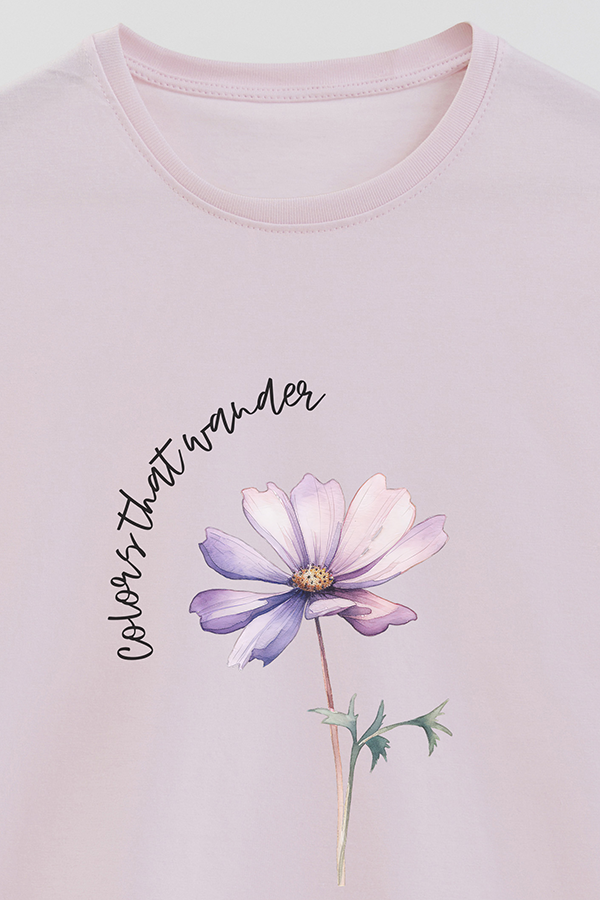 REMERA BASICA ESTAMPADA COLORS THAT WANDER
