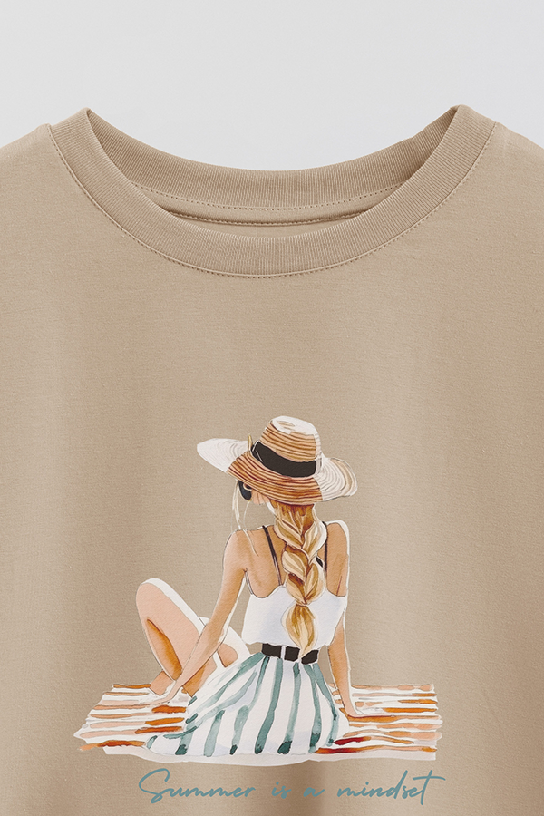 REMERA CROP ESTAMPADA COASTAL SUMMER IS A MINDSET