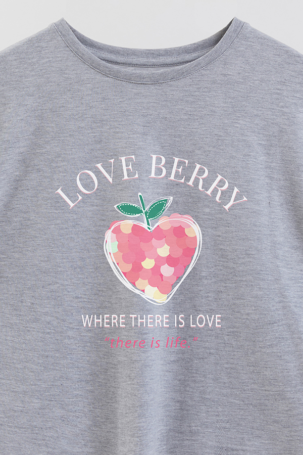 REMERA GIRL OVER LOVE BERRY
