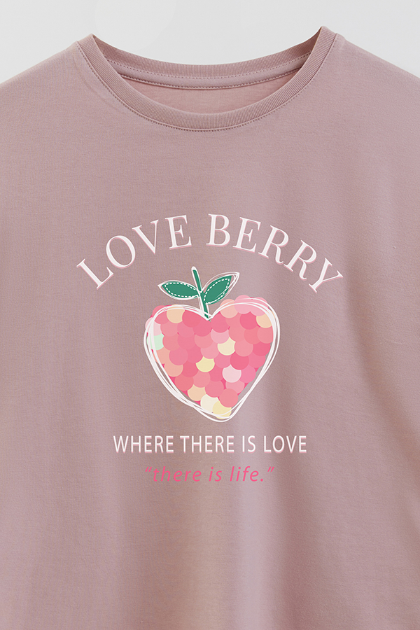 REMERA GIRL OVER LOVE BERRY