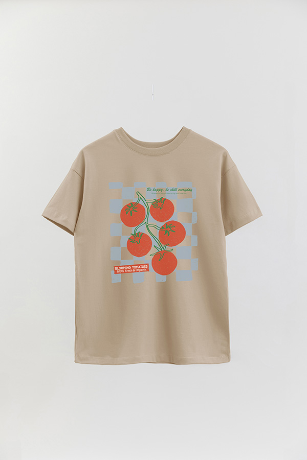 REMERA OVER ESTAMPADA BLOOMING TOMATOES