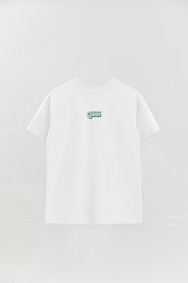 REMERA OVER ESTAMPADA VEGAN QUEEN