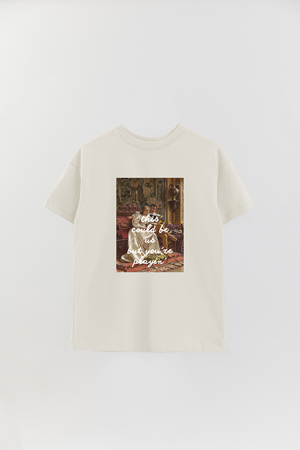REMERA OVER ESTAMPADA ART COLLECTION 25 THIS COULD BE US 2