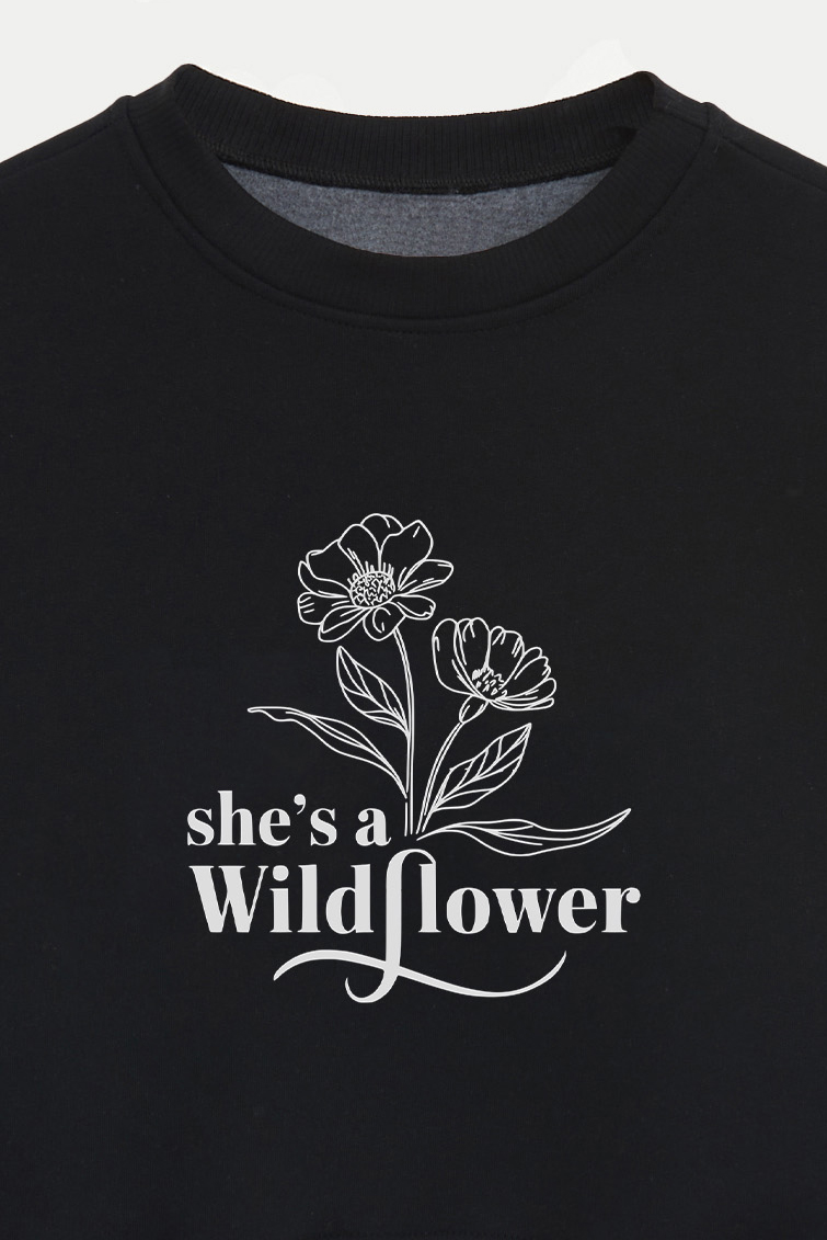 BUZO CROP ESTAMPADO MINIMAL LOVE SHE