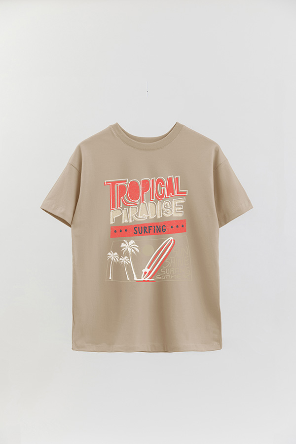 REMERA OVER ESTAMPADA TROPICAL PARADISE