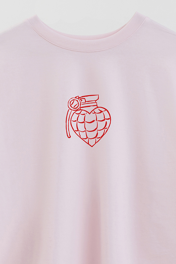 REMERA CROP ESTAMPADA VALENTINE GRANADE