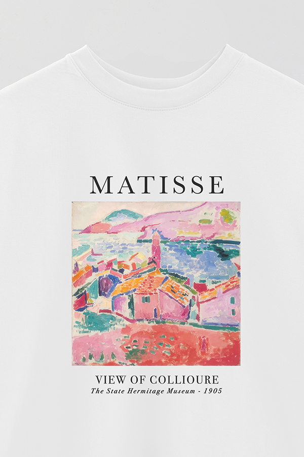 REMERA OVER ESTAMPADA ART COLLECTION VIEW OF COLLIOURE