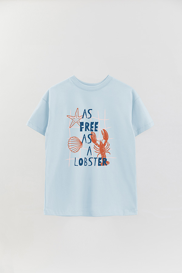 REMERA OVER ESTAMPADA AS FREE AS A LOBSTER