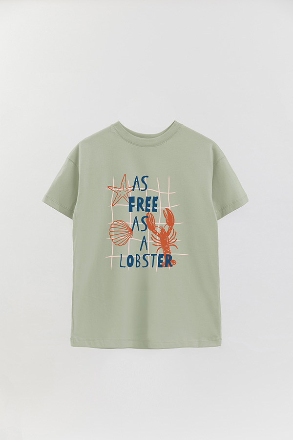 REMERA OVER ESTAMPADA AS FREE AS A LOBSTER