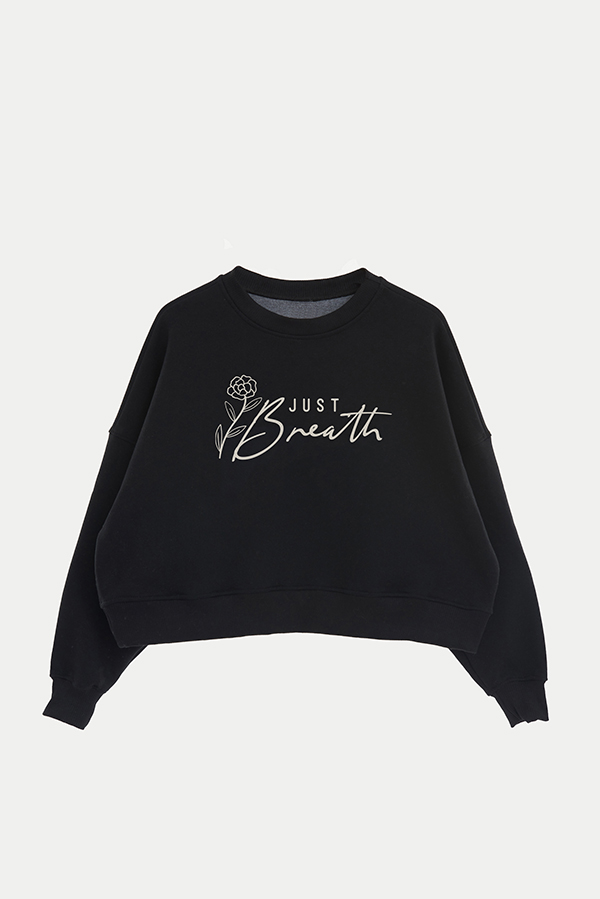 BUZO CROP FRISA ESTAMPADO MINIMAL LOVE JUST BREATH