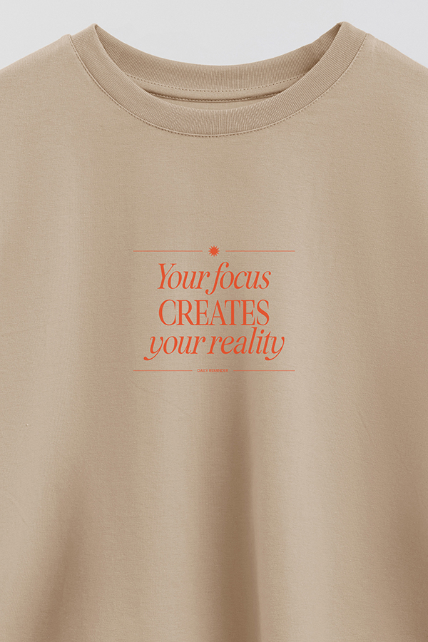 REMERA CROP ESTAMPADA YOUR FOCUS