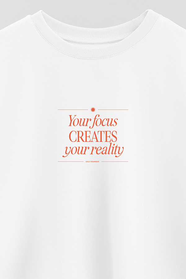 REMERA CROP ESTAMPADA YOUR FOCUS