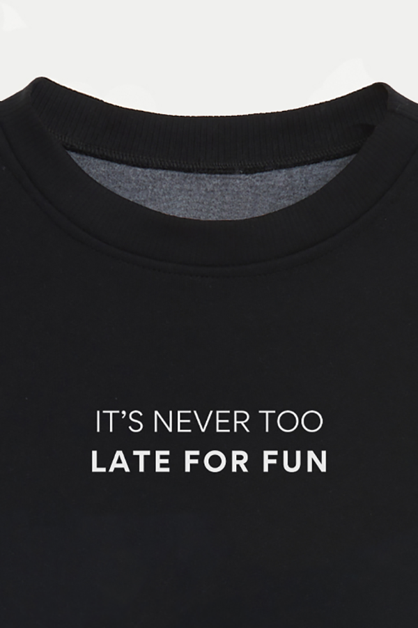 BUZO CROP ESTAMPADO MNM LATE FOR FUN