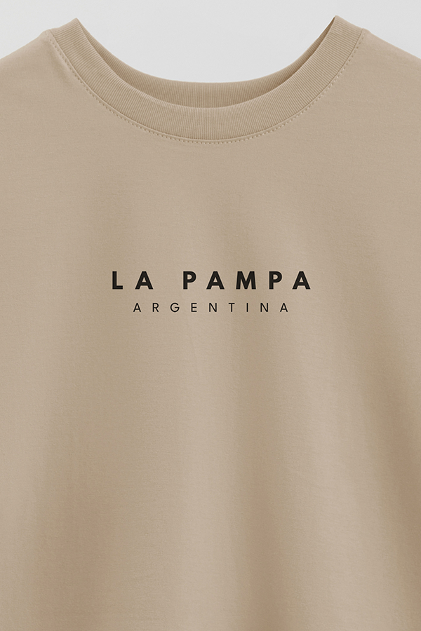 REMERA OVER ESTAMPADA ARG BD LA PAMPA