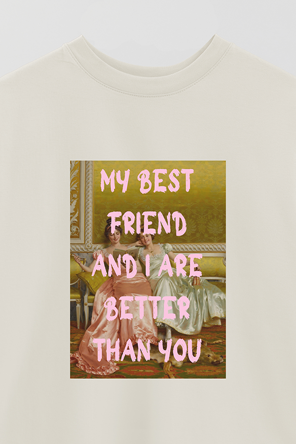 REMERA OVER ESTAMPADA ART COLLECTION 108 MY BEST FRIEND AND I