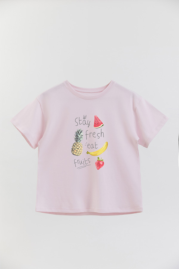 REMERA GIRL OVER STAY FRESH EAT FRUITS