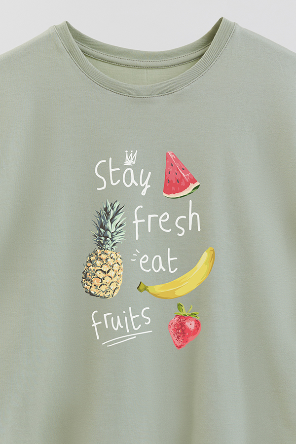REMERA GIRL OVER STAY FRESH EAT FRUITS