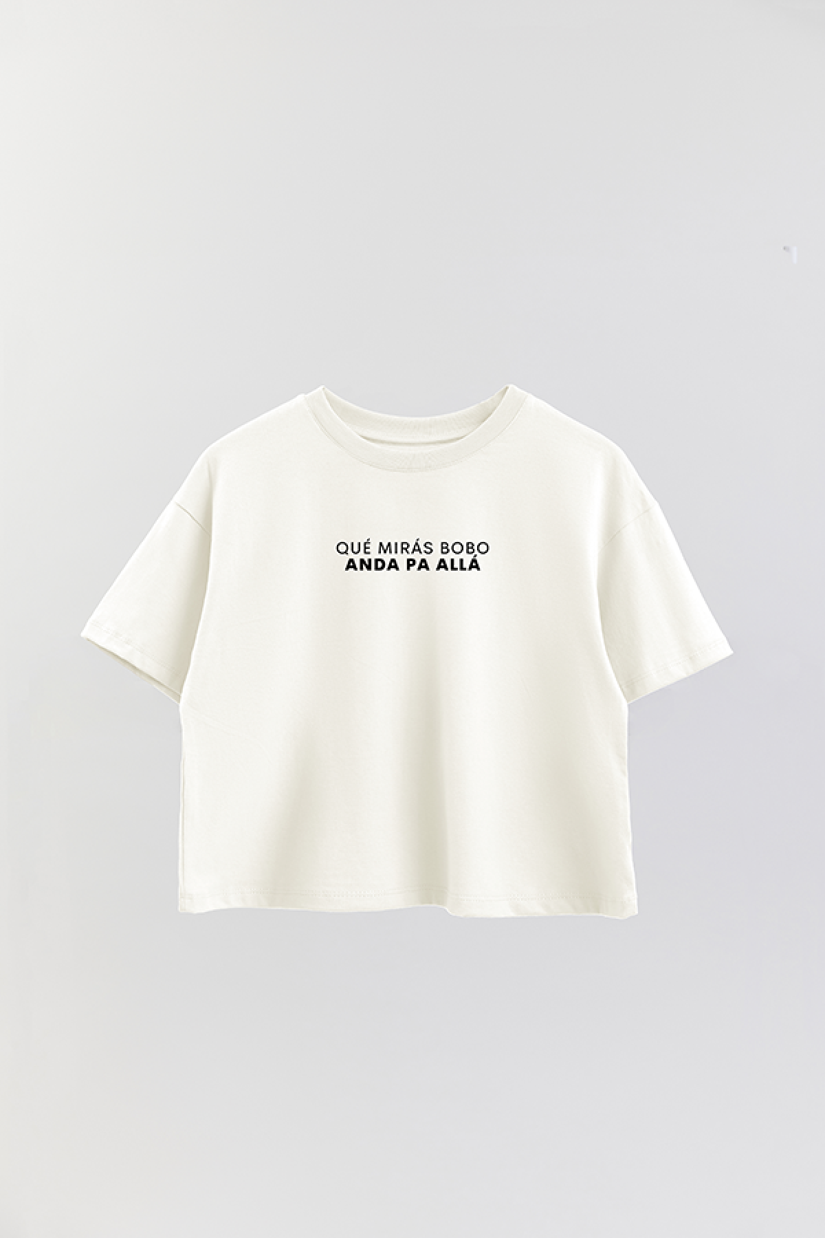 REMERA CROP ESTAMPADA WCV QUE MIRAS BOBO