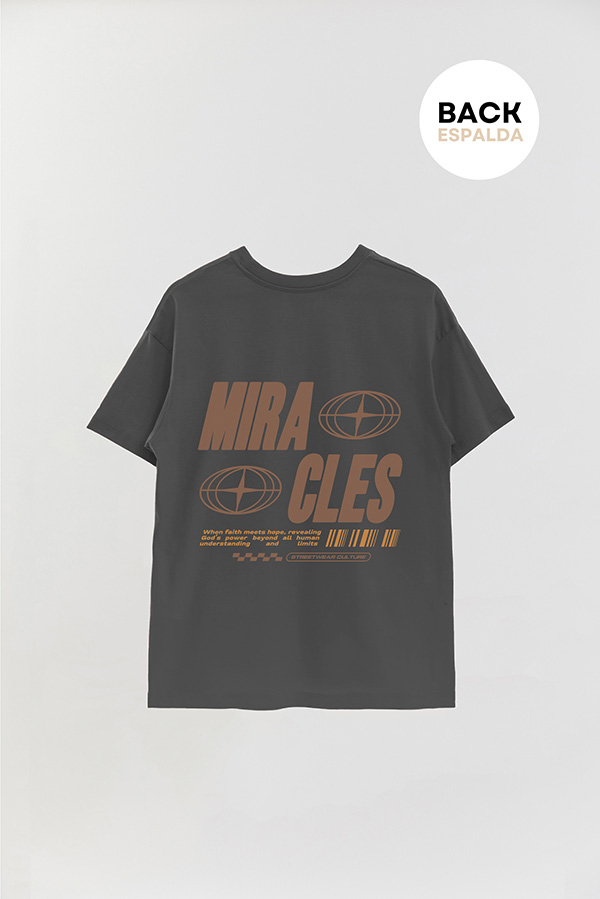 REMERA OVER ESTAMPADA UNISEX ESPALDA MIRACLES